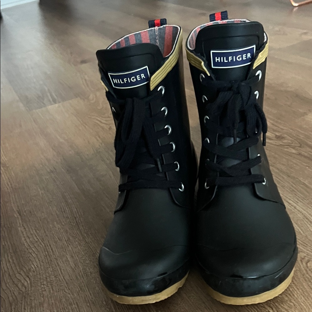 Hilfiger Black Lace-Up Rain Boots